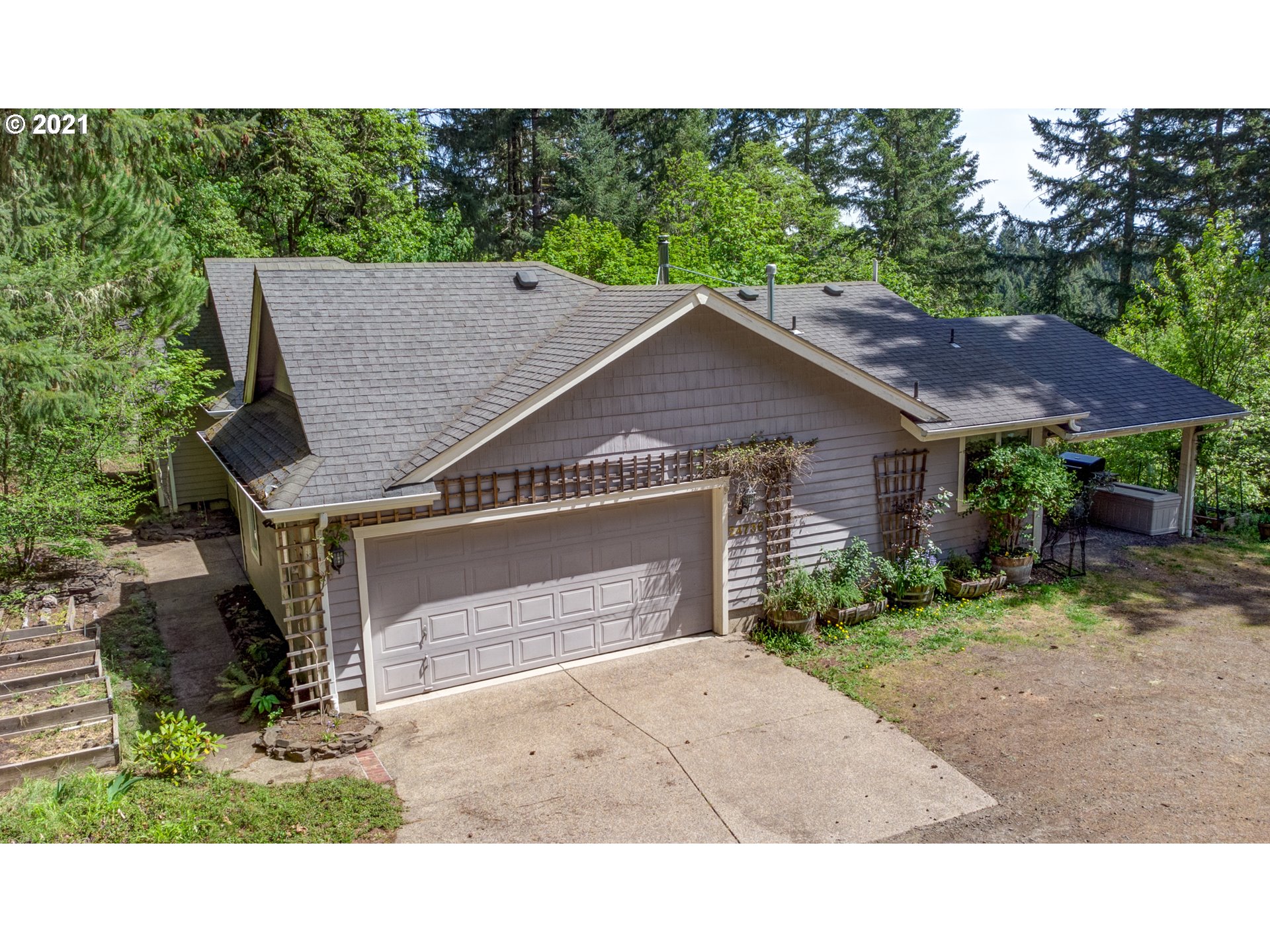24736 Butler Road Junction City, OR 97448 - Photo 1 of 32 Gallery Image 1