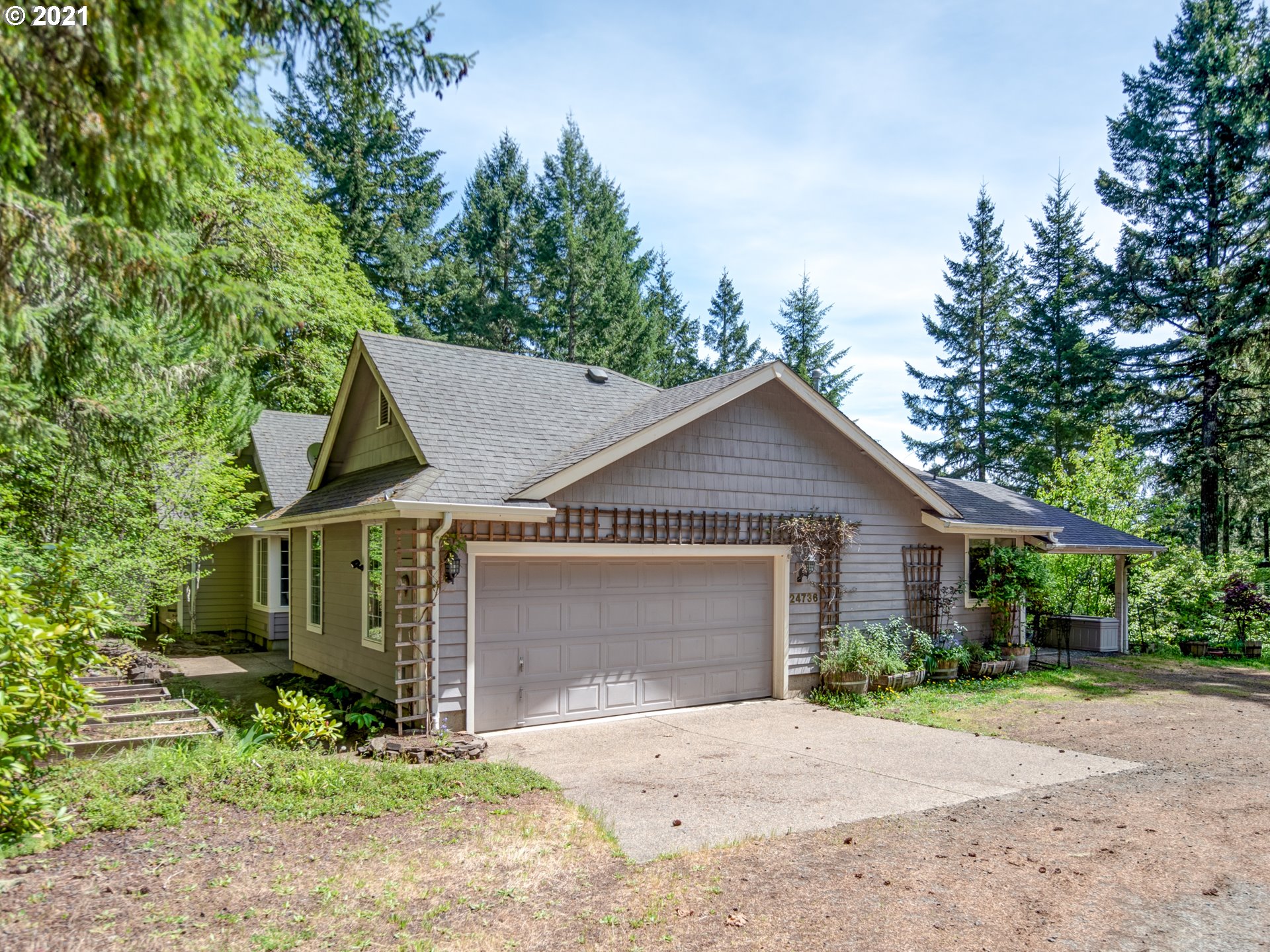 24736 Butler Road Junction City, OR 97448 - Photo 2 of 32 Gallery Image 2