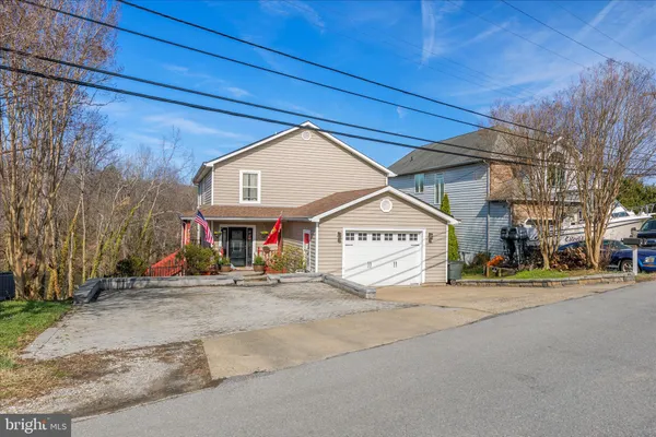 $935,000 | 806 North North Drive, Glen Burnie, MD 21060