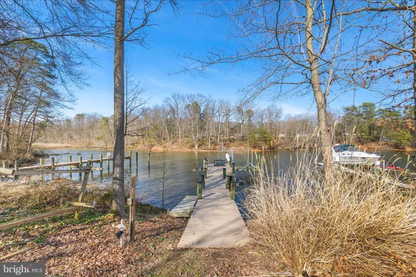 $935,000 | 806 North Shore Drive, Glen Burnie, MD 21060