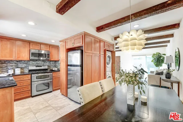 $650,000 | 4591 Inglewood Boulevard, Unit 3, Culver City, CA 90230