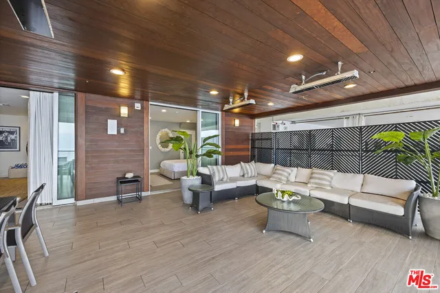 $8,950,000 | 26508 Latigo Shore Drive, Malibu, CA 90265