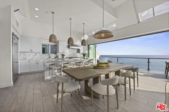 $8,950,000 | 26508 Latigo Shore Drive, Malibu, CA 90265
