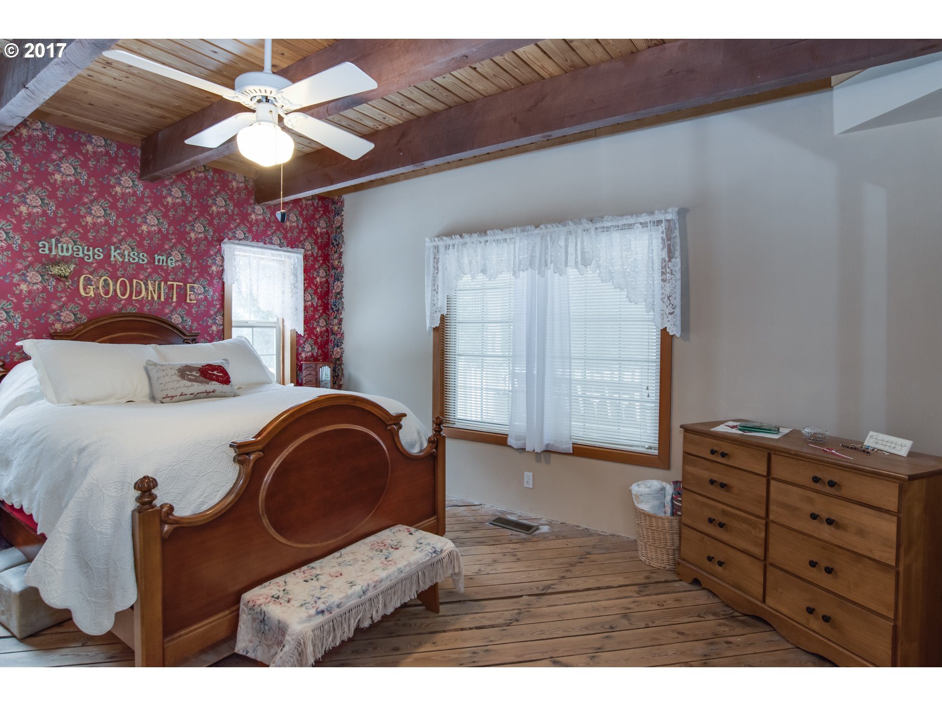 262 Cedar Creek Road Carson, WA 98610 - Photo 11 of 32 Gallery Image 11