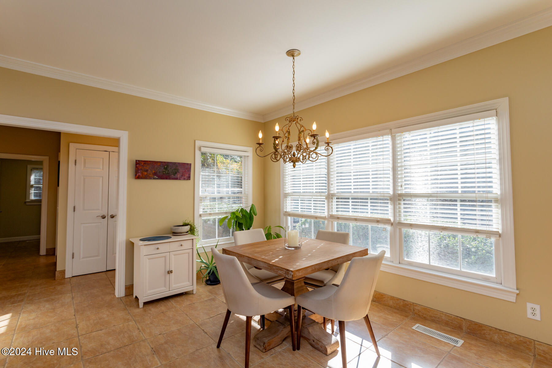 1906 Midland Road Southern Pines, NC 28387 - Photo 12 of 39 breakfast nook2