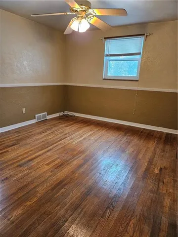 $1,400 | 471 Kimlyn Avenue, Irwin, PA 15642