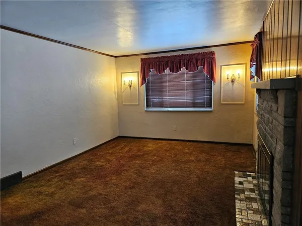 $1,400 | 471 Kimlyn Avenue, Irwin, PA 15642