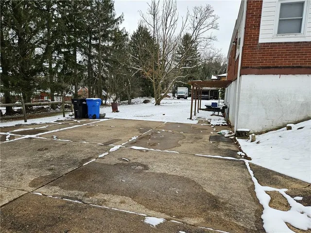 $1,400 | 471 Kimlyn Avenue, Irwin, PA 15642