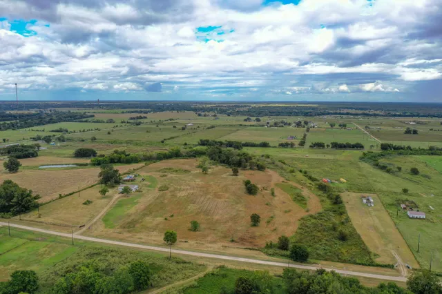 a view of an ocean beach