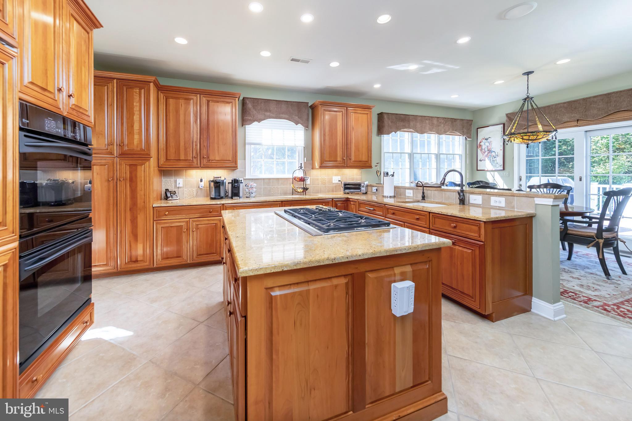 8 Your Host Circle Cinnaminson, NJ 08077 - Photo 12 of 37