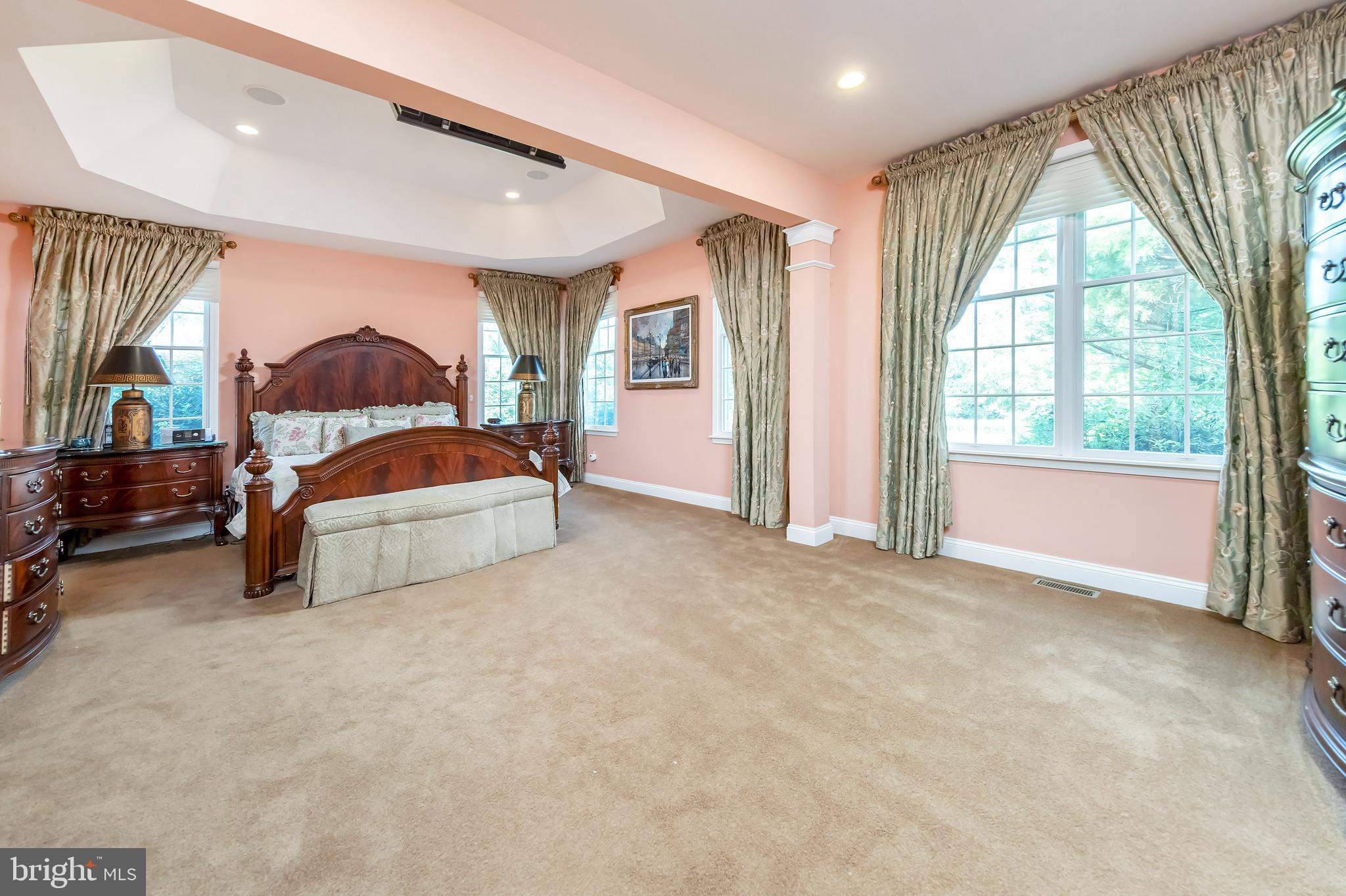 8 Your Host Circle Cinnaminson, NJ 08077 - Photo 19 of 37