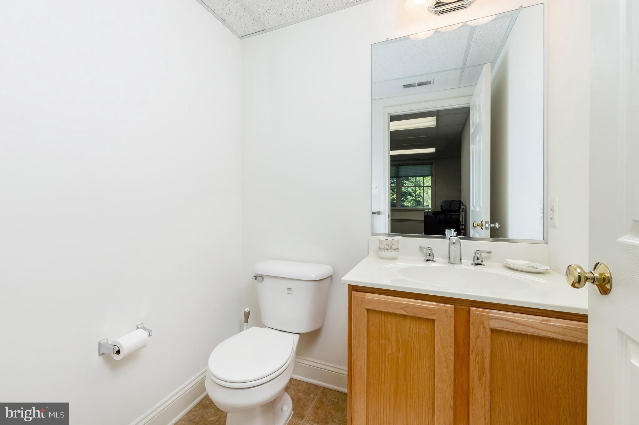 8 Your Host Circle Cinnaminson, NJ 08077 - Photo 32 of 37