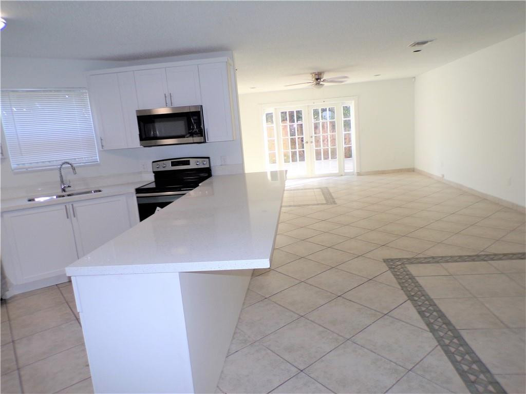 3806 Simms Street Hollywood, FL 33021 - Photo 15 of 52 Photo 15