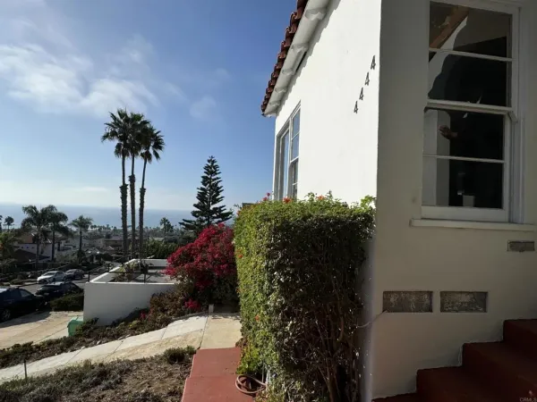 $5,975 | 4444 Orchard Avenue, San Diego, CA 92107