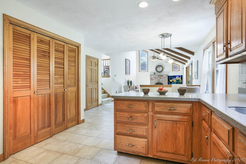 164 Mill Road North Andover, MA 01845 - Photo 9 of 30 Gallery Image 9