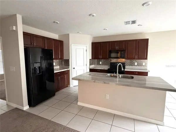 $3,100 | 564 Meadow Bend Drive, Davenport, FL 33837