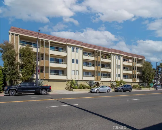 $3,100 | 420 Redondo Avenue, Long Beach, CA 90814