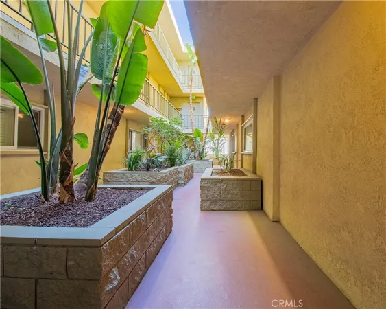 $3,100 | 420 Redondo Avenue, Unit 103, Long Beach, CA 90814