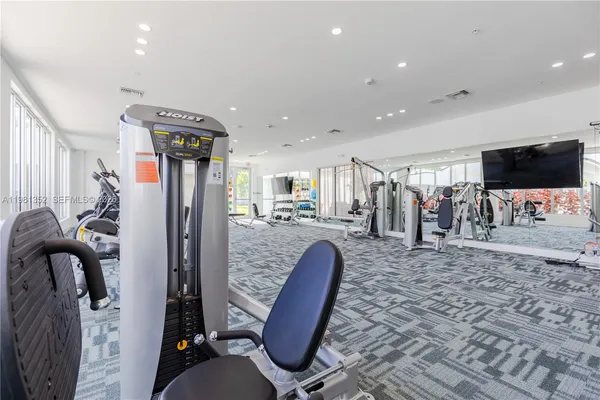 $1,630 | 1950 West 49th Street, Unit 149, Hialeah, FL 33012