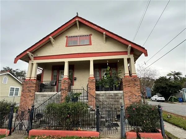 $1,800 | 1403 Lesseps Street, New Orleans, LA 70117