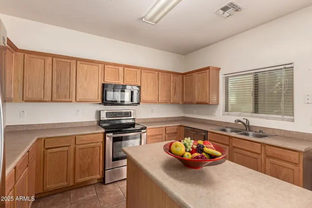 $400,000 | 1402 South 118th Drive, Avondale, AZ 85323