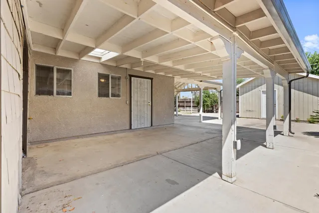 $429,888 | 2100 3rd Street, Hughson, CA 95326