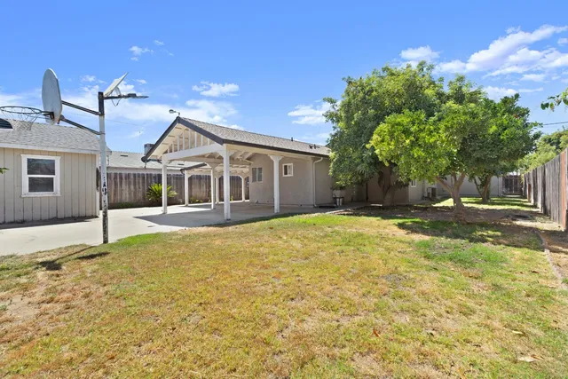 $429,888 | 2100 3rd Street, Hughson, CA 95326