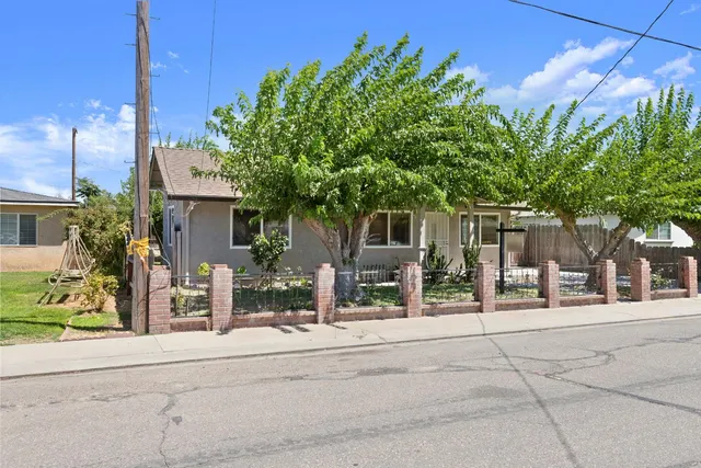 $429,888 | 2100 3rd Street, Hughson, CA 95326