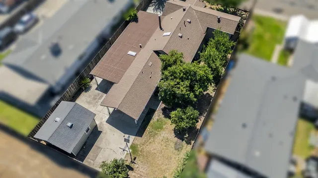 $429,888 | 2100 3rd Street, Hughson, CA 95326