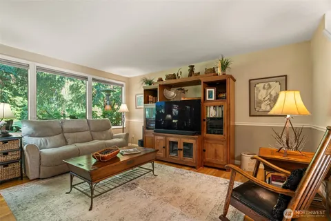 $975,000 | 16968 65th Lane Northeast, Kenmore, WA 98028
