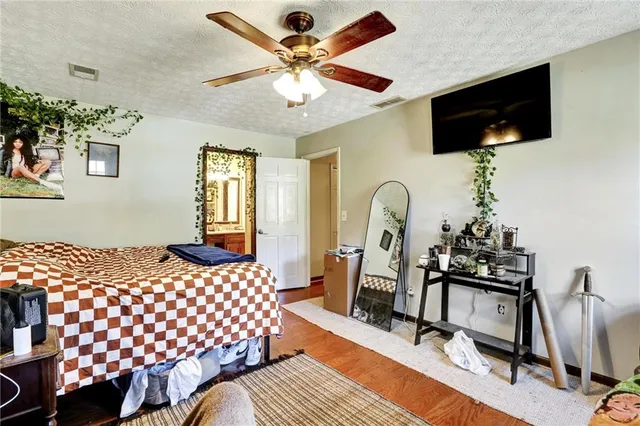 $480,000 | 4806 Dean Lane Southwest, Lilburn, GA 30047