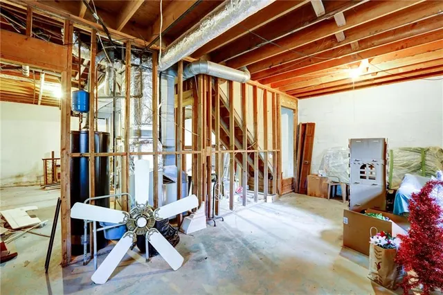 $480,000 | 4806 Dean Lane Southwest, Lilburn, GA 30047