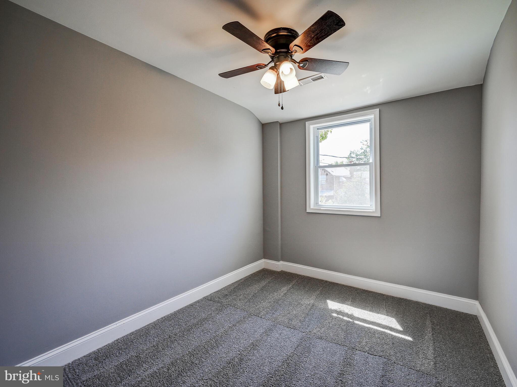 1805 Ramblewood Road Baltimore, MD 21239 - Photo 31 of 44