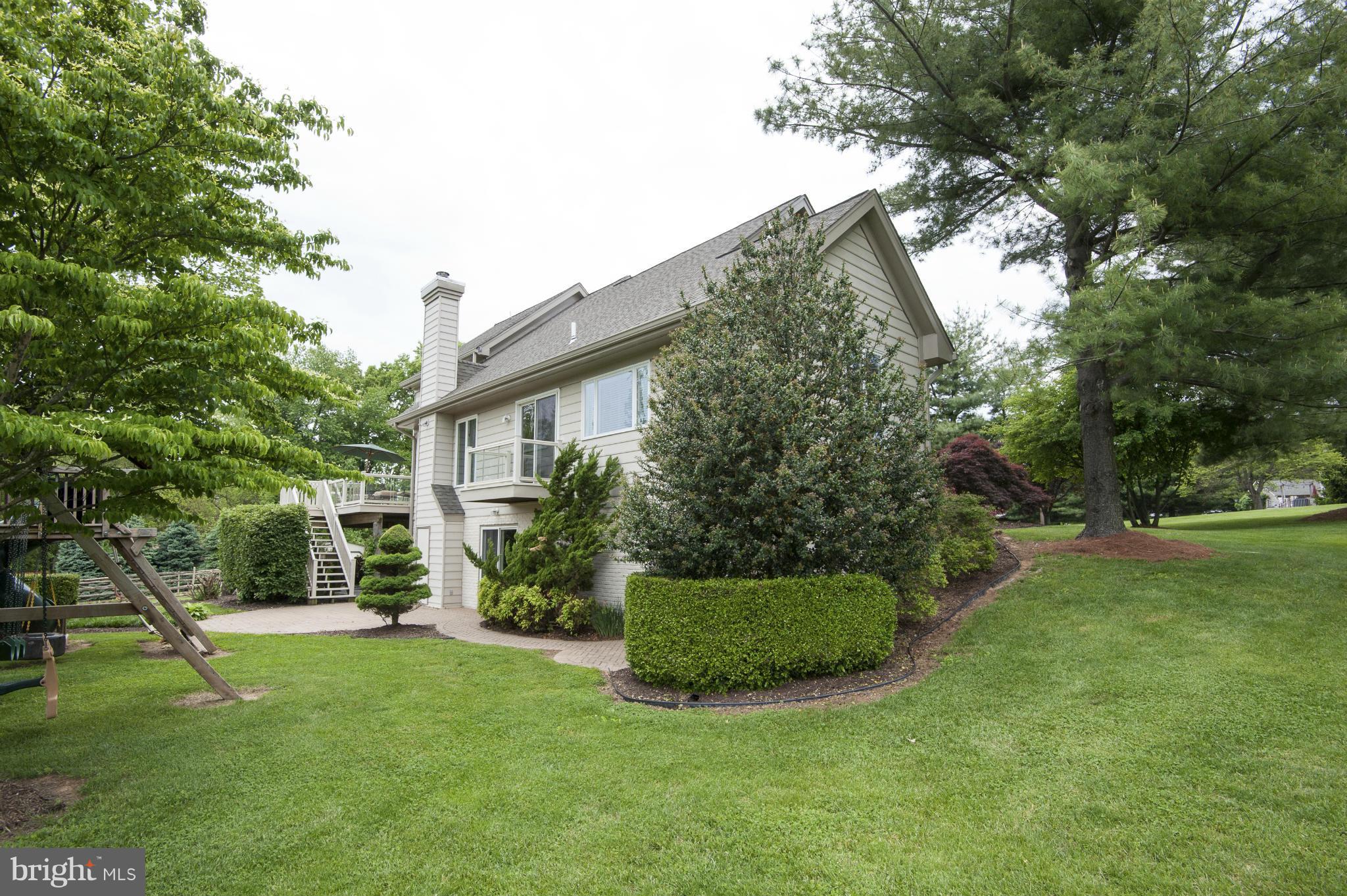 22701 Wildcat Road Germantown, MD 20876 - Photo 29 of 30 Professional landscaping