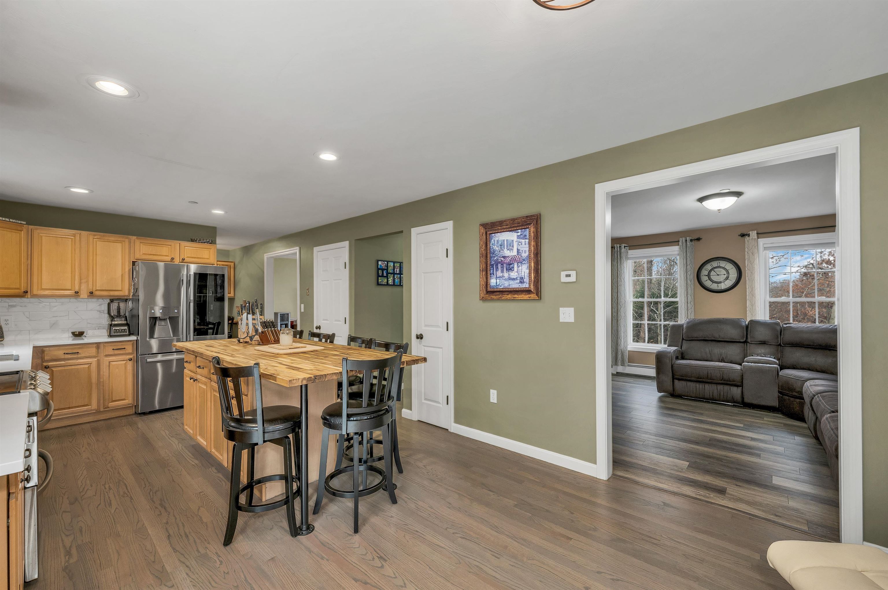 31 Canterbury Crossing Northfield, NH 03220 - Photo 5 of 42