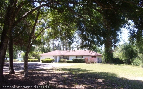 7135 Sparta Road Sebring, FL 33875 - Photo 2 of 24