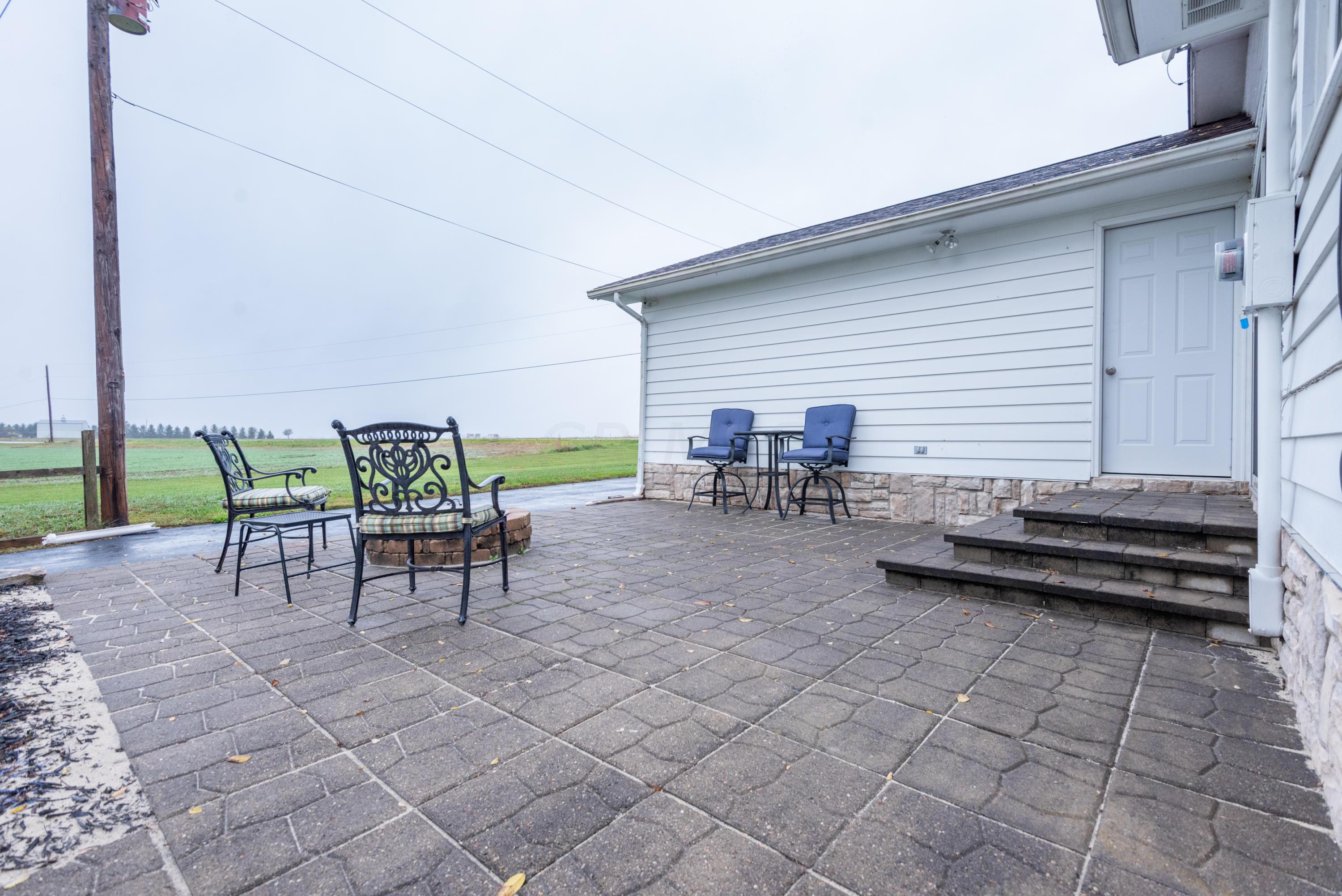 21046 London Road Circleville, OH 43113 - Photo 5 of 36 Gallery Image 5