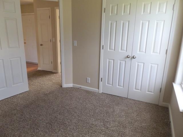 647 Crescent Road Murfreesboro, TN 37128 - Photo 9 of 23 2nd Bedroom with large closet.