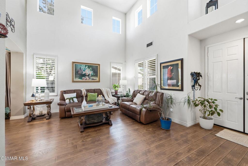 2273 Rudolph Drive Simi Valley, CA 93065 - Photo 12 of 58