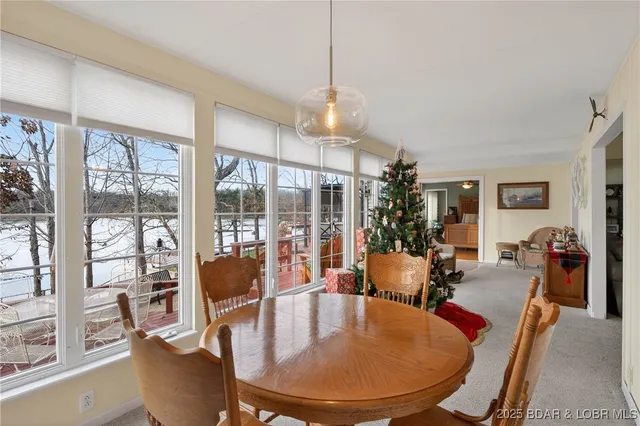 $479,900 | 29613 Turkey Cr Drive, Edwards, MO 65326