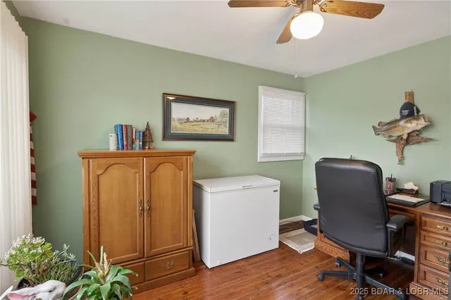 $479,900 | 29613 Turkey Cr Drive, Edwards, MO 65326