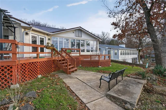 $479,900 | 29613 Turkey Cr Drive, Edwards, MO 65326