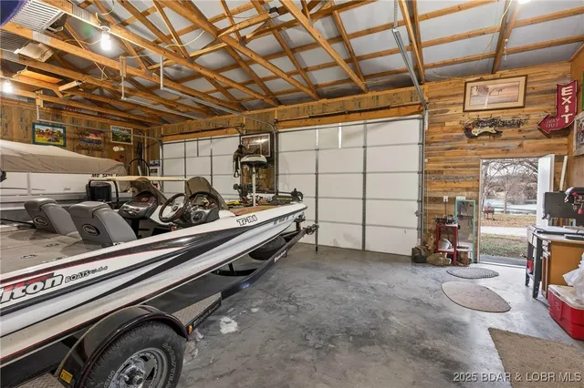 $479,900 | 29613 Turkey Cr Drive, Edwards, MO 65326