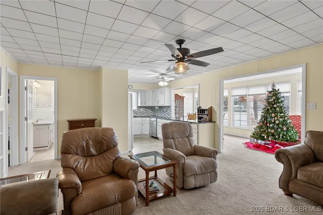 $479,900 | 29613 Turkey Cr Drive, Edwards, MO 65326