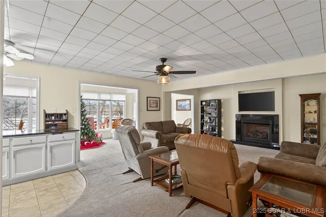 $479,900 | 29613 Turkey Cr Drive, Edwards, MO 65326