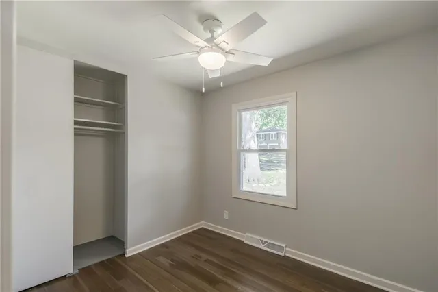 $384,900 | 619 East 109th Street, Kansas City, MO 64131