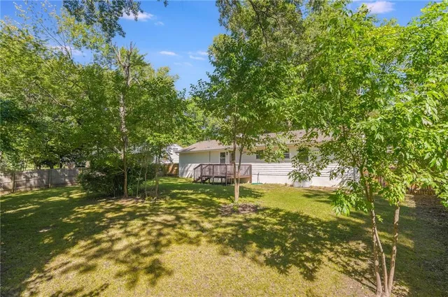 $384,900 | 619 East 109th Street, Kansas City, MO 64131