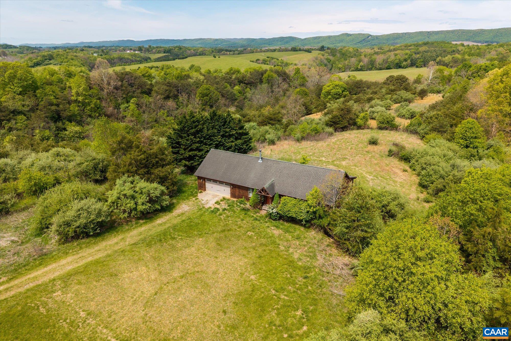 7360 Neck Creek Road Belspring, VA 24058 - Photo 6 of 62 Gallery Image 6