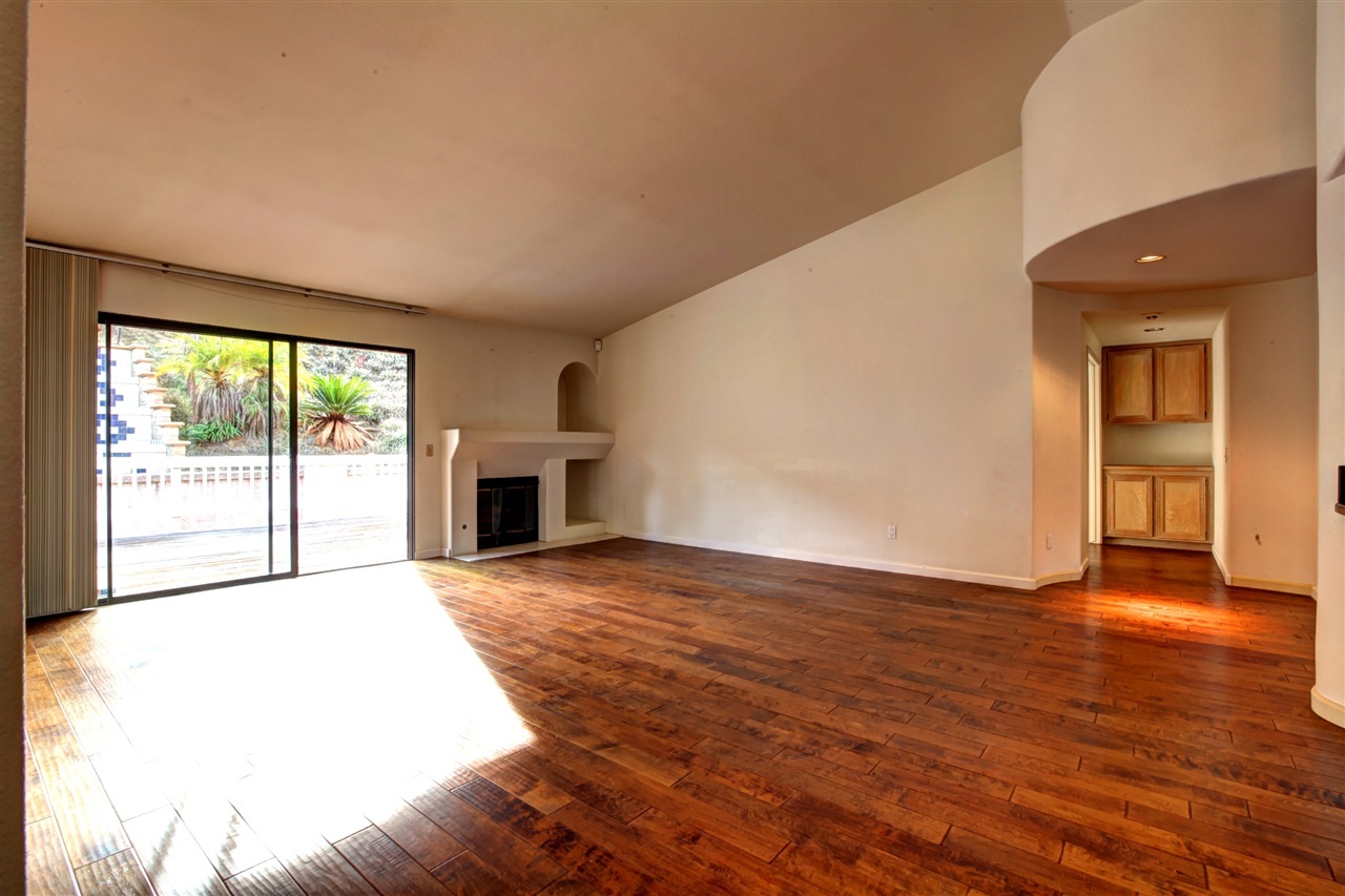 2959 Racetrack View Drive Del Mar, CA 92014 - Photo 11 of 25