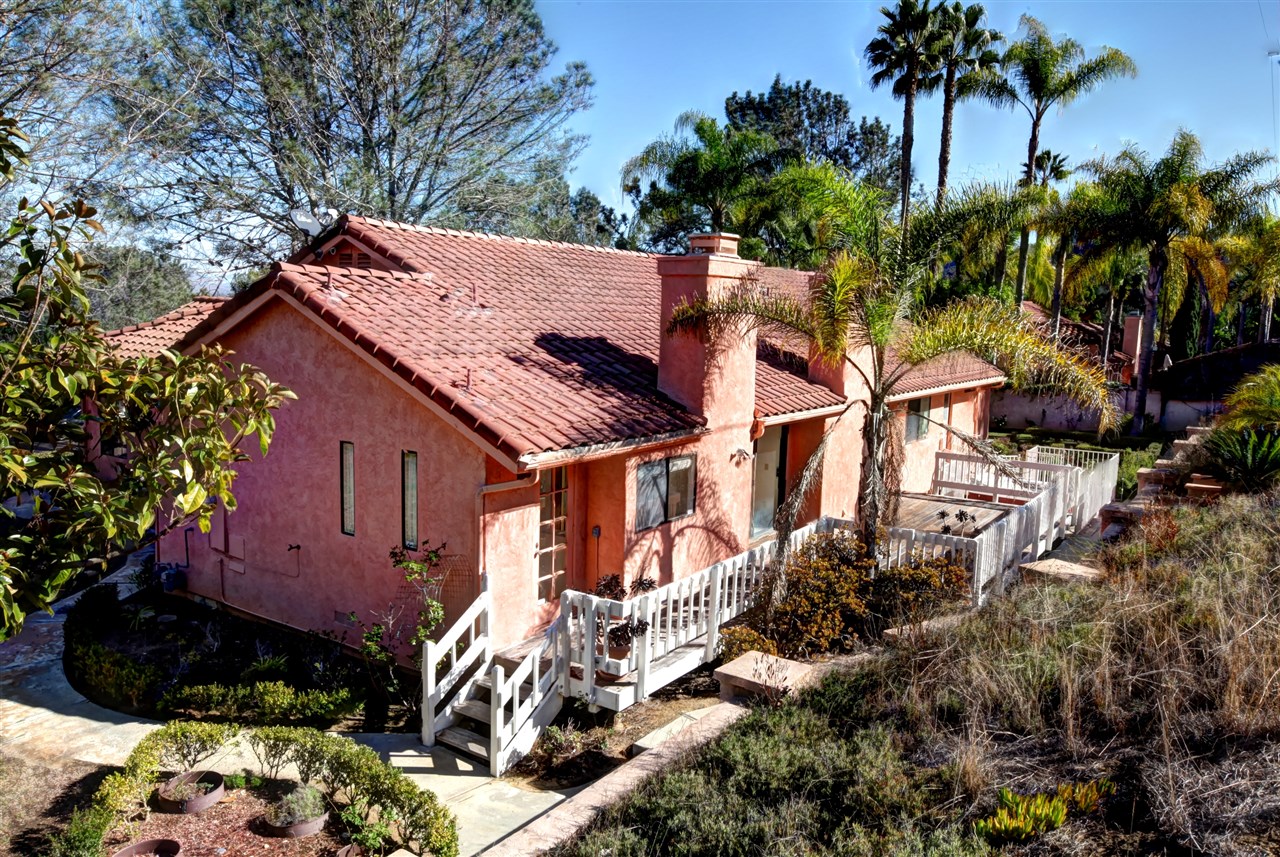 2959 Racetrack View Drive Del Mar, CA 92014 - Photo 5 of 25
